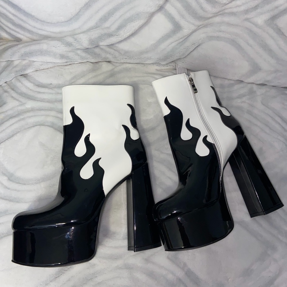 Platform Ankle Boot